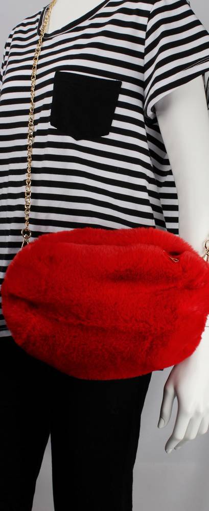 Alice & Lily fur muff/hand bag w gold shoulder chain red STYLE: AL/4412FB/RED